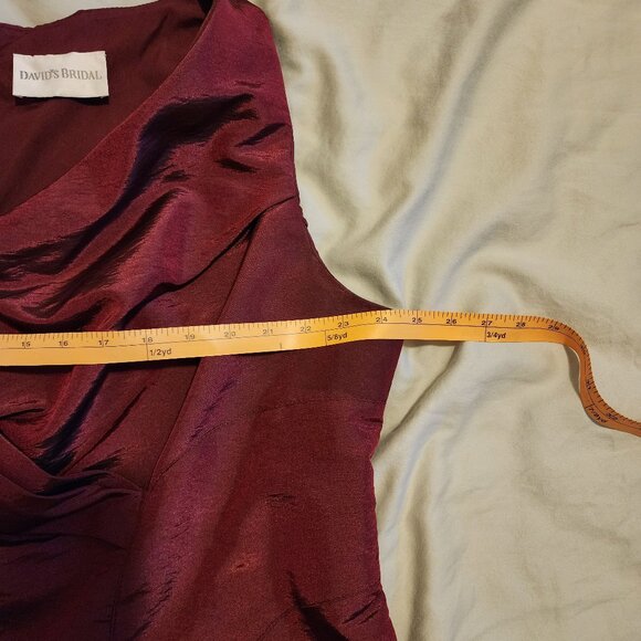 David's Bridal 2 piece sleeveless top, bustle skirt, plus size - Picture 4 of 8